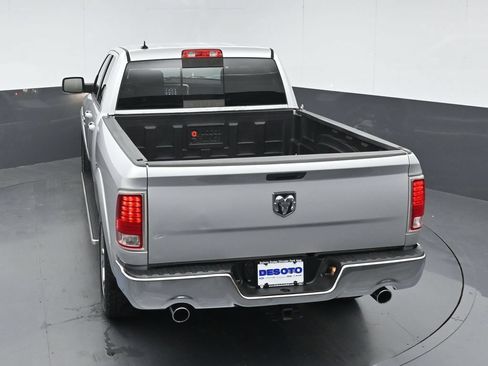 Used 2018 RAM 1500 Laramie RWD image 41