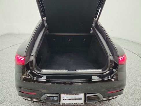 Used 2022 Mercedes-Benz EQS 580 4MATIC Sedan image 21