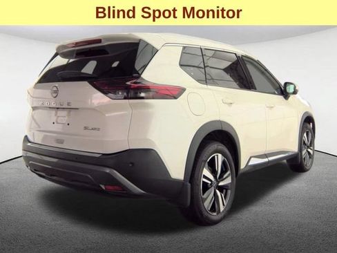 Used 2023 Nissan Rogue SL AWD/4WD image 5