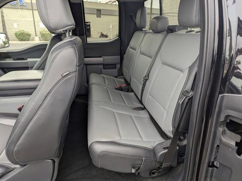 Used 2022 Ford F150 Lariat w/ Equipment Group 501A Mid AWD/4WD image 8