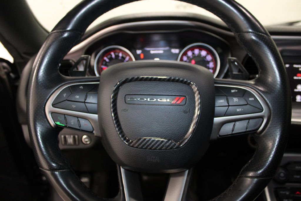 Used 2019 Dodge Challenger R/T RWD image 13