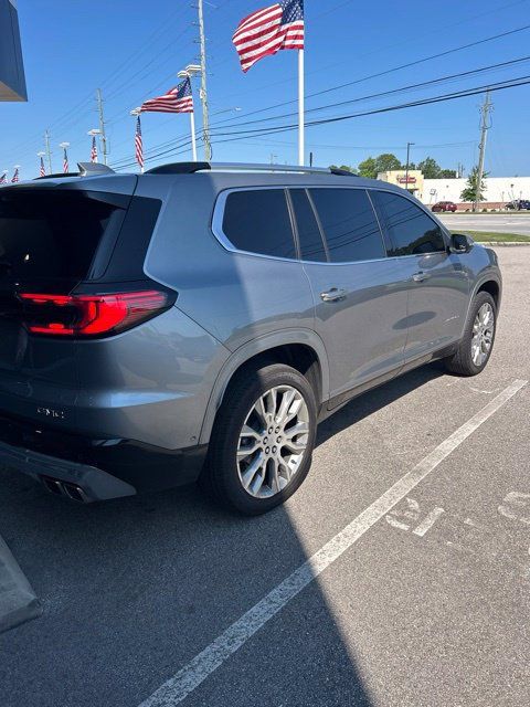 Used 2025 GMC Acadia Denali w/ Super Cruise Package FWD image 4
