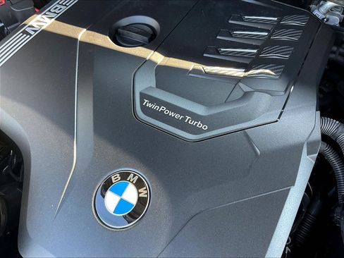 Used 2022 BMW X4 xDrive30i AWD/4WD image 30