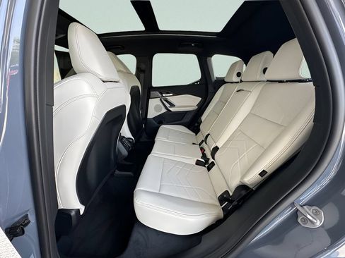 New 2026 BMW X1 xDrive28i w/ Technology Package AWD/4WD image 22