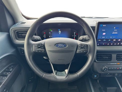 Used 2025 Ford Maverick Lariat w/ Black Appearance Package image 12