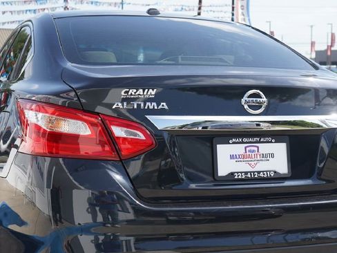 Used 2017 Nissan Altima 2.5 SV w/ Convenience Package image 5