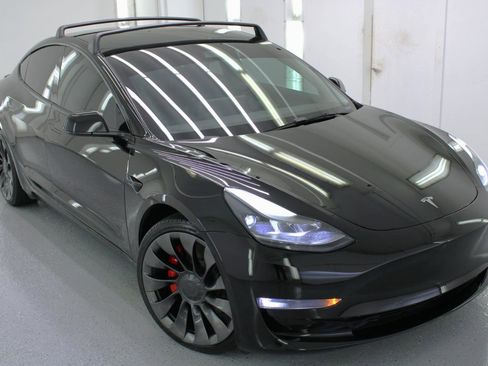 Used 2021 Tesla Model 3 Performance image 28