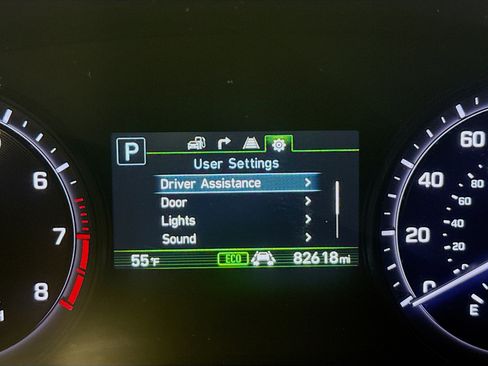 Used 2019 Genesis G80 3.8 image 13