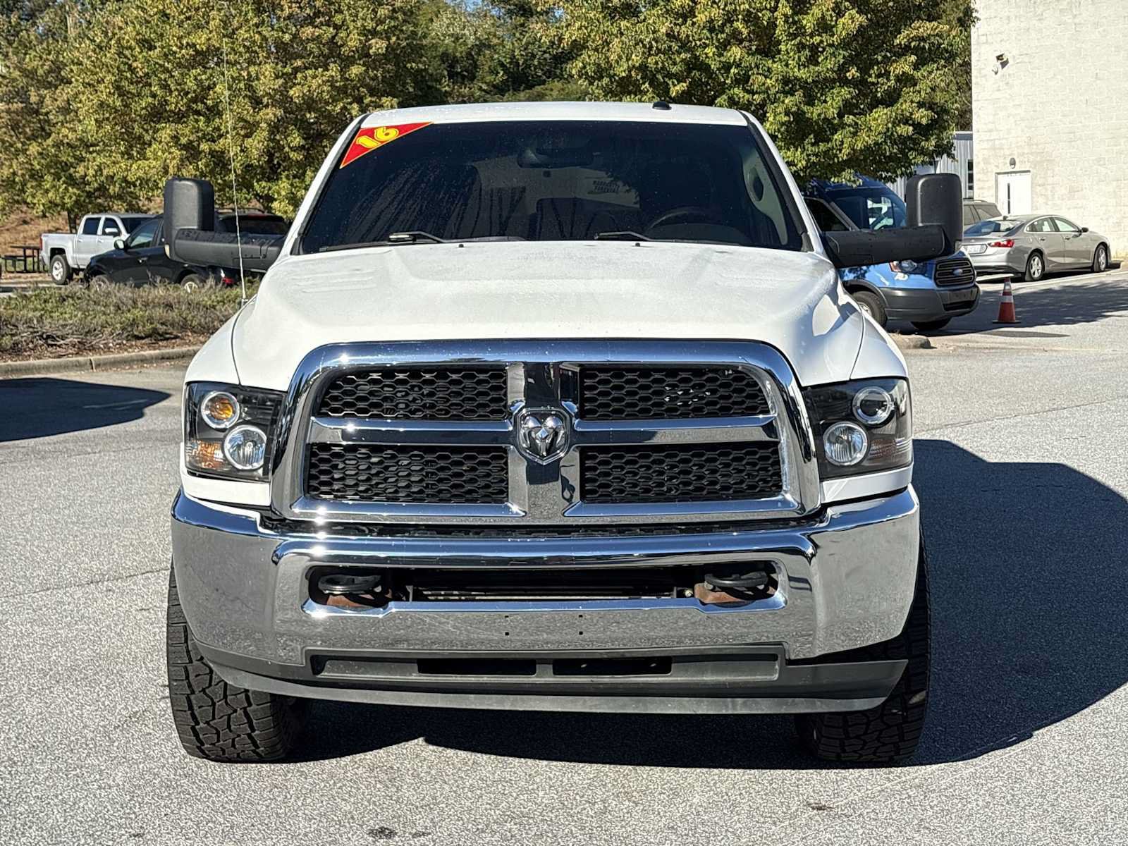 Used 2016 RAM 2500 Tradesman w/ Chrome Appearance Group AWD/4WD image 3
