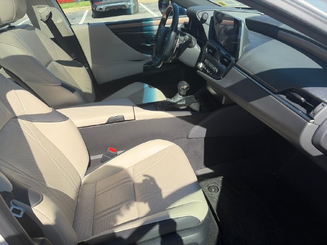 Certified 2024 Lexus ES 350 Ultra Luxury w/ Accessory Package (Z2) FWD image 29