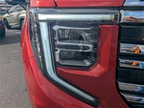 New 2026 GMC Sierra 1500 SLT image 10