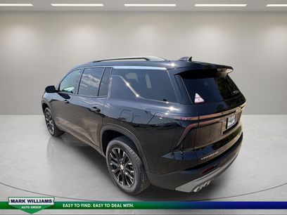 New 2026 Chevrolet Traverse LT w/ Sun and Wheel Package