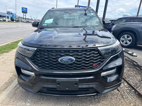Used 2021 Ford Explorer ST w/ Equipment Group 401A AWD/4WD image 2