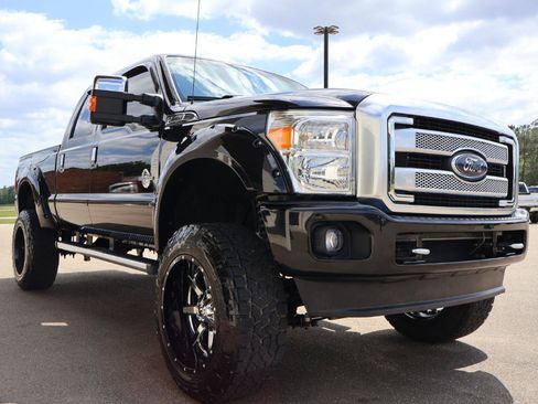 Used 2014 Ford F250 Platinum w/ FX4 Off-Road Package image 5