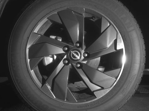 Used 2025 Nissan Rogue SV FWD image 12