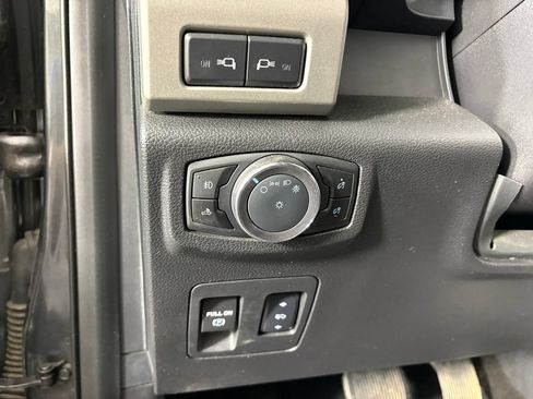 Certified 2018 Ford F150 Lariat w/ Equipment Group 502A Luxury AWD/4WD image 13