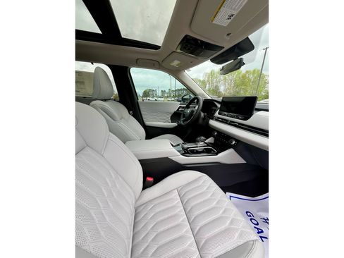 New 2026 Mitsubishi Outlander SEL FWD image 9