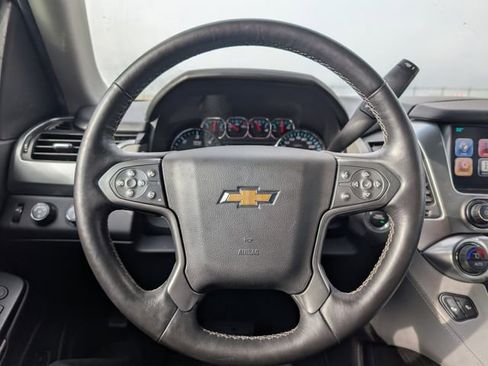 Used 2016 Chevrolet Suburban LT w/ Luxury Package AWD/4WD image 18