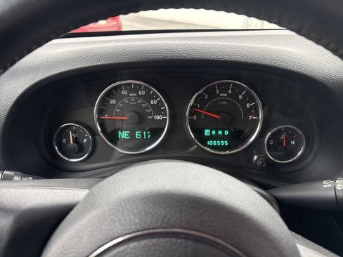 Used 2012 Jeep Wrangler Unlimited Sport AWD/4WD image 9