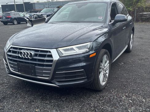 Used 2020 Audi Q5 2.0T Premium Plus w/ Premium Plus Package AWD/4WD image 5