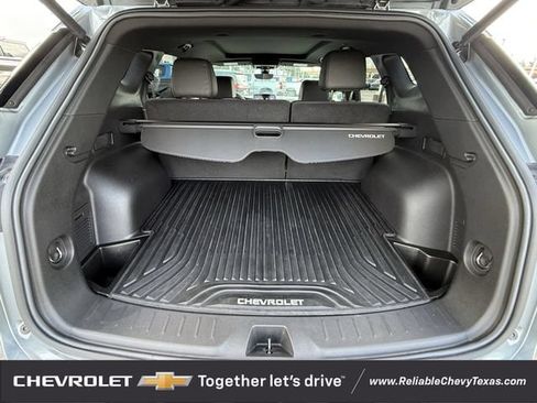 Used 2025 Chevrolet Blazer RS w/ Driver Confidence II Package AWD/4WD image 36