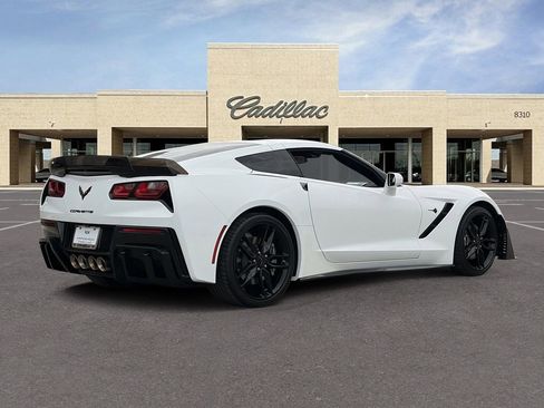 Used 2019 Chevrolet Corvette Stingray Coupe w/ Carbon Flash Badge Package RWD image 5