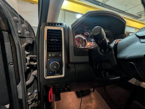 Used 2014 RAM 1500 Big Horn AWD/4WD image 34
