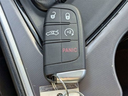 Used 2021 Dodge Challenger SXT image 28