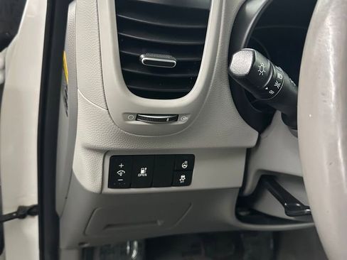 Used 2017 Kia Soul EV-e image 14