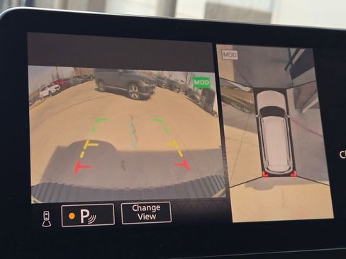 Used 2021 Nissan Armada Platinum w/ Captain's Chairs Package image 17