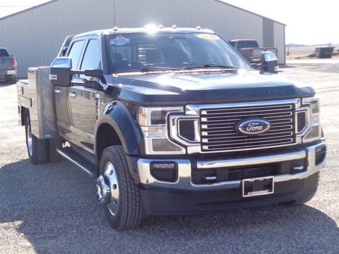 Used 2020 Ford F450 Lariat w/ Lariat Ultimate Package image 4