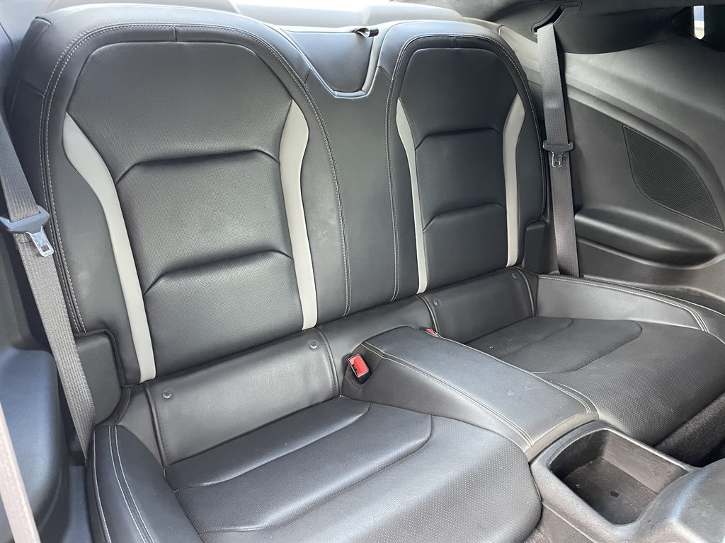 Used 2019 Chevrolet Camaro SS RWD image 15