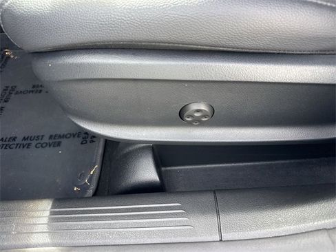 Used 2023 Mercedes-Benz GLA 250 image 12