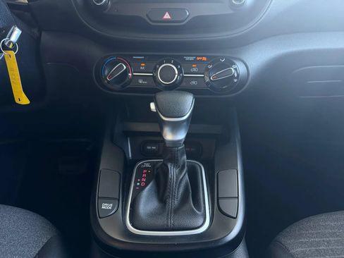 Used 2020 Kia Soul S FWD image 12