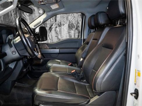 Used 2023 Ford F250 Lariat image 3