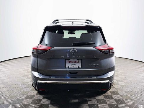 Certified 2025 Nissan Rogue Platinum image 5