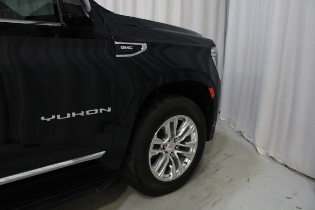 Used 2023 GMC Yukon SLT w/ SLT Luxury Package AWD/4WD image 27
