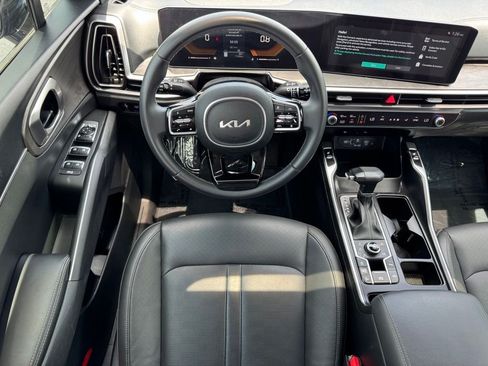 Used 2024 Kia Sorento X-Line EX AWD/4WD image 17