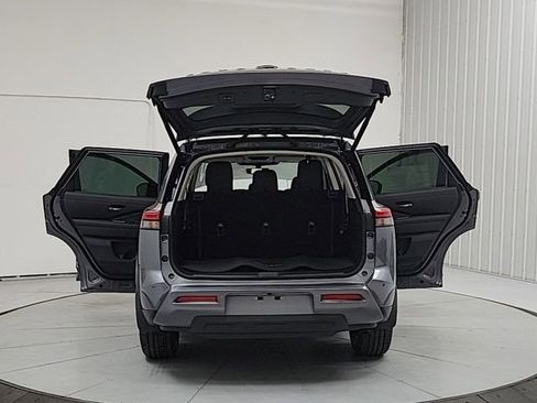 New 2026 Nissan Pathfinder SL FWD image 14