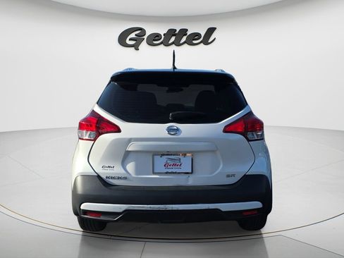 Used 2019 Nissan Kicks SR image 12