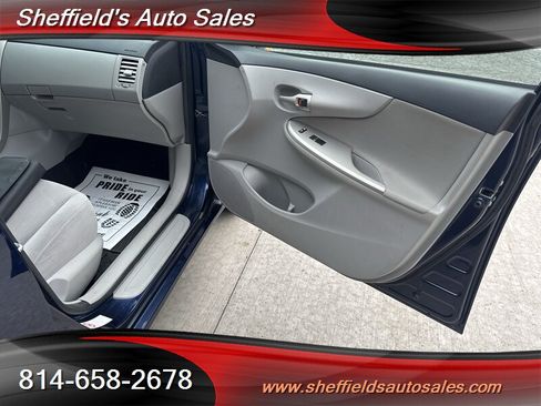 Used 2011 Toyota Corolla LE FWD image 37