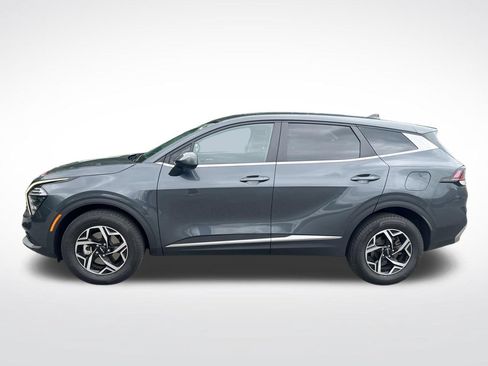 Used 2024 Kia Sportage LX AWD/4WD image 2