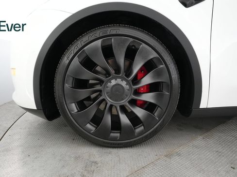 Used 2021 Tesla Model Y Performance AWD/4WD image 19