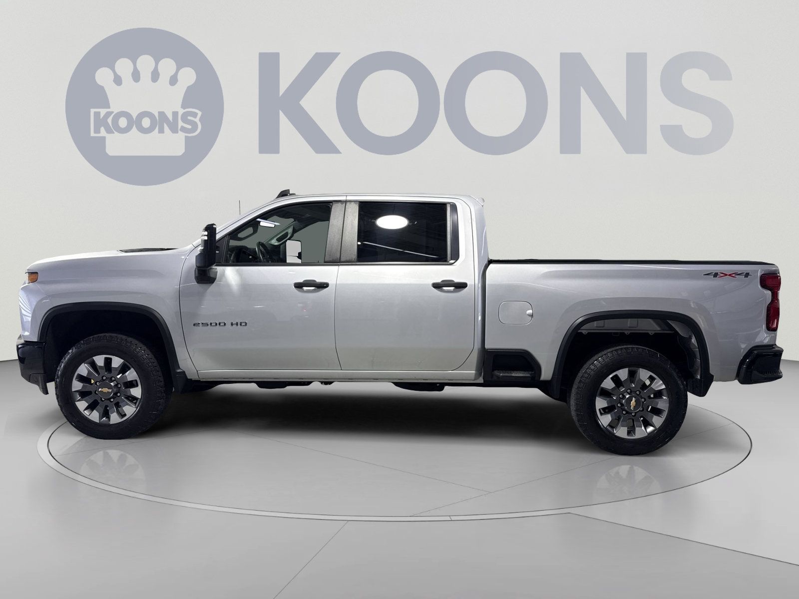 Used 2021 Chevrolet Silverado 2500 Custom w/ Custom Value Package AWD/4WD image 7