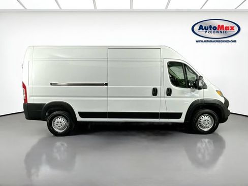 Used 2026 RAM ProMaster 2500 w/ Convenience Group FWD image 10