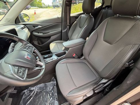 Used 2025 Buick Encore GX Preferred AWD/4WD image 34