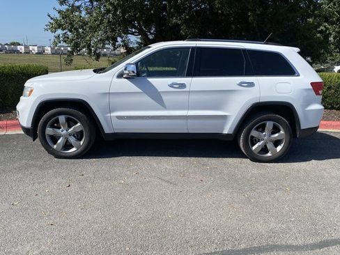 Used 2013 Jeep Grand Cherokee Limited w/ Advance Technology Group AWD/4WD image 11