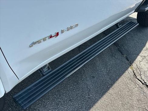 Certified 2022 GMC Sierra 2500 AT4 w/ Gooseneck/5TH Wheel Package AWD/4WD image 13