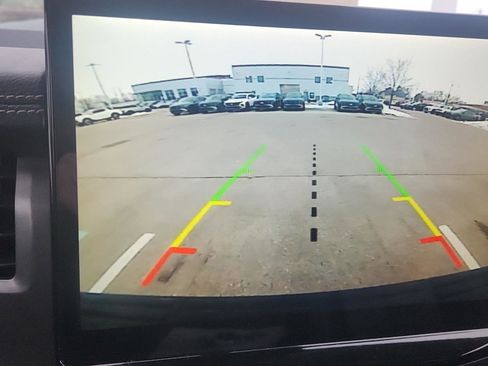 Used 2024 Ford Expedition XLT image 16