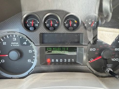 Used 2010 Ford F250 XLT AWD/4WD image 19